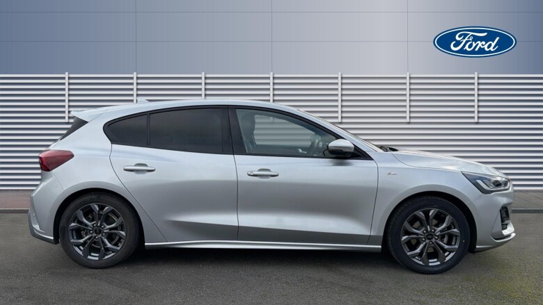 Ford Focus 1.0 EcoBoost Hybrid mHEV 155 ST-Line Edition 5dr Petrol Hatchback